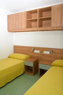 Отель Vila Universitaria Барселона